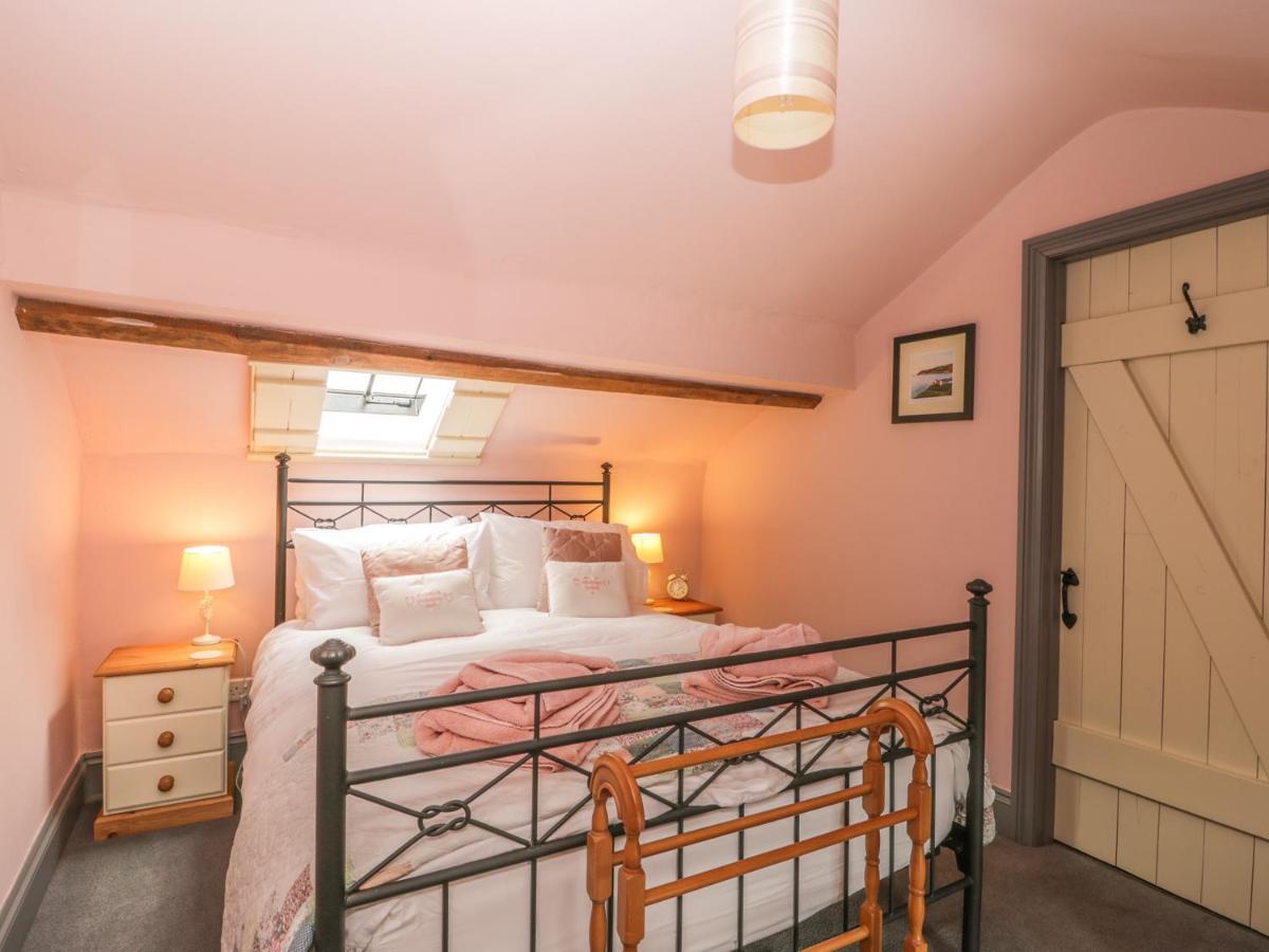 Honey Bee Cottage Scarborough Exterior photo
